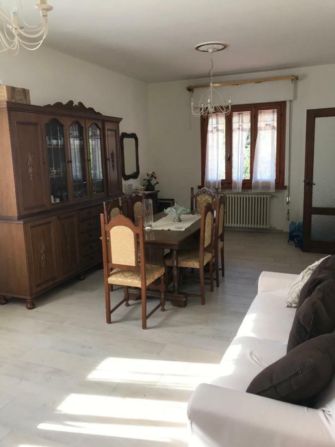 Villa Ester 카마이오레 외부 사진
